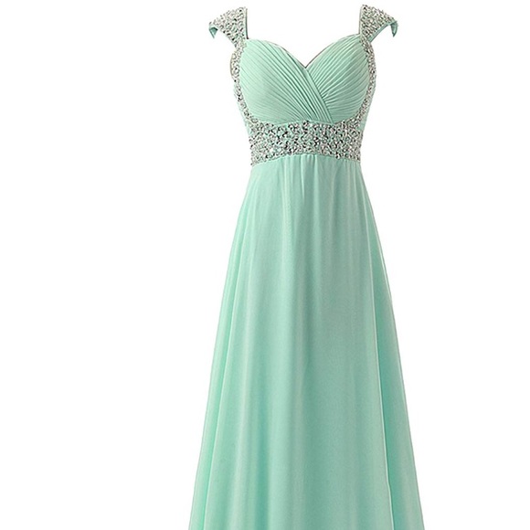 Dresses & Skirts - BRAND NEW NEVER WORN mint green evening gown.